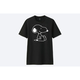 Remera Negra  Modelo Snoopy - Unisex