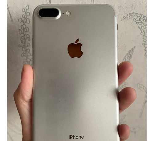 iPhone 7 Plus Silver Impecable