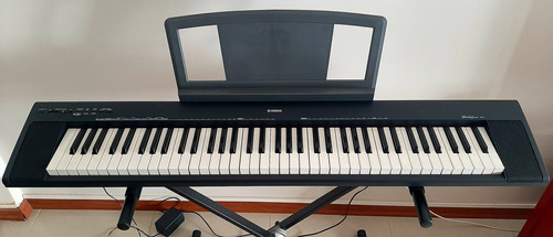 Piano Digital Yamaha Np30 + Atril + Paño Protector + Trípode
