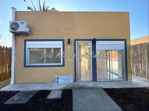 En Venta Propiedad De 2 Dormitorios Con Piscina, Colonia - Imagen 2