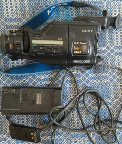 ( Leia ) Filmadora Sony Handcam Video 8 Ccd-f77