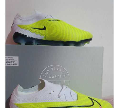 Chuteira Nike Phantom Gx Pro Campo