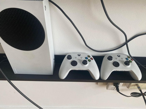 Xbox Serie S 512 Con 2 Controles Como Nueva ¡en Caja!