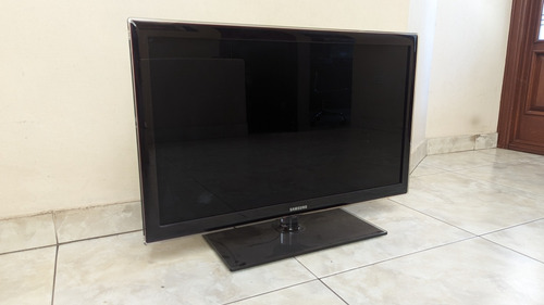 Samsung Tv 32  Full Hd 1920 X 1080 Un32d5500rf