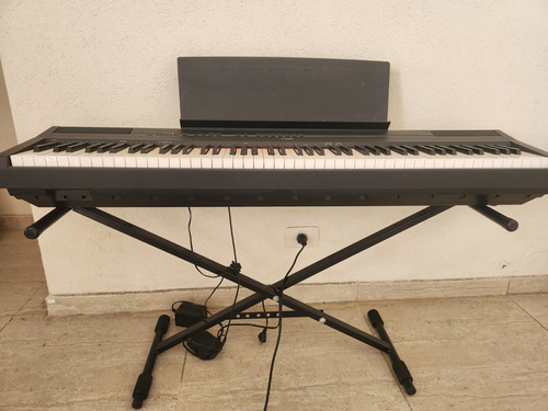 Yamaha Teclado Piano Digital 88 Teclas P115 Color Negro
