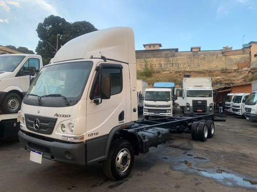 MB ACCELO 1016 TRUCADO 15/15 COM CHASSIS DE 8,5 METROS