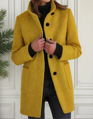 Chaqueta De Lana Con Cuello Alto Y Botones En Color Liso .