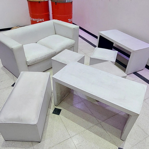 Juego De Living Combo Sillón Mesa Puff Cuerina Blanco