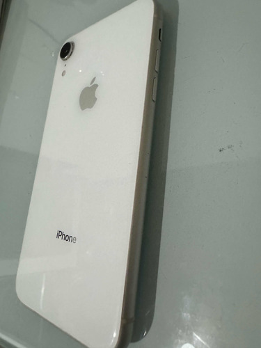 iPhone XR 64g Branco Usado ( Semi- Novo)