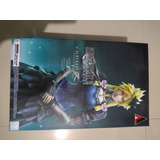 Figura Play Arts Kai Cloud Strife Dress Version 