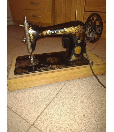 Maquina De Coser Singer