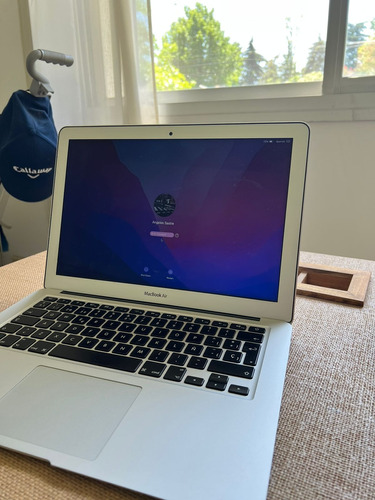 Apple Macbook Air 2019 Plata