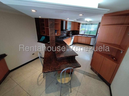 Agp Casa En Urbanización Cerrada, Tiene Caney Y Piscina, En Venta En Cumbres De Curumo 25-17743 Ys - Imagen 4