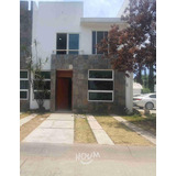 Casa En Marcelino Garcia Barragán, Zapopan Con 3 Recámaras, 100 M², Id: 131292