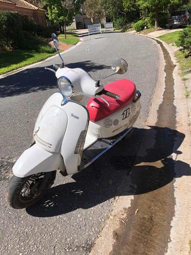 Scooter Beta Arrow Tempo 150