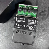 Pedal Boss Space Echo Re-2