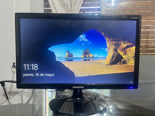 Monitor Samsung 19 Pulgadas. Belgrano