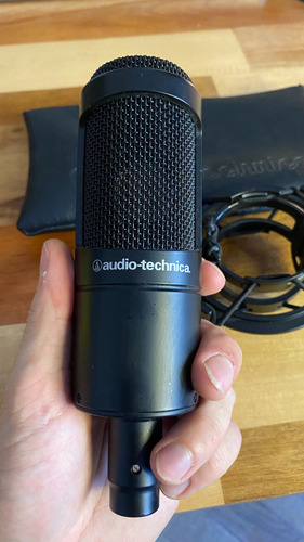 Audio Technica At2035 Microfono Condenser