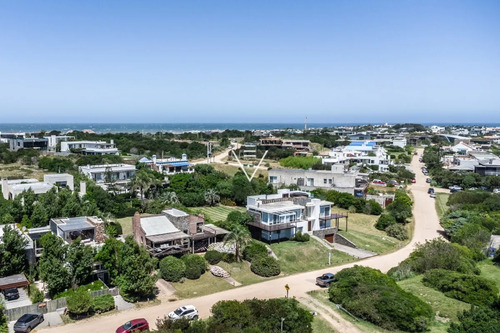 Venta Casa En Pueblo De Jose Ignacio Con Vista Al Atardecer (ji067) - Imagen 4