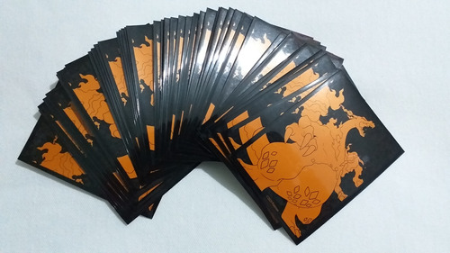 Lote 50 Card Sleeves Micas Tarjetas Pokemon Charizard