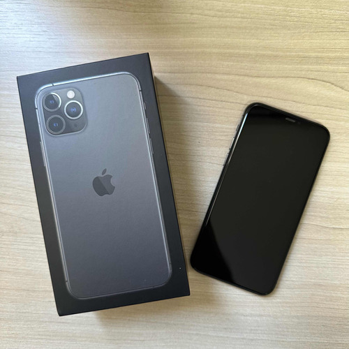 iPhone 11 Pro 256gb Space Gray Impecável + Coleção De Cases
