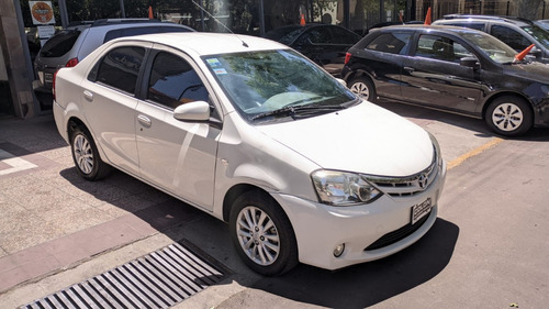 Toyota Etios 1.5 4ptas Xls