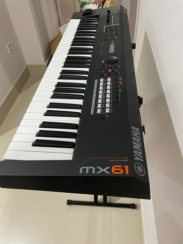 Yamaha Mx61