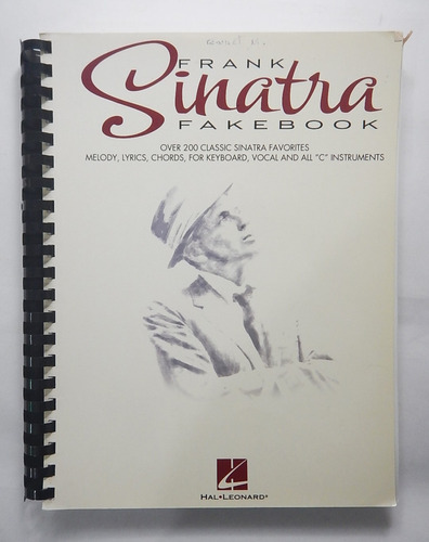 Frank Sinatra Fakebook Over 200 Classic Sinatra - Partituras