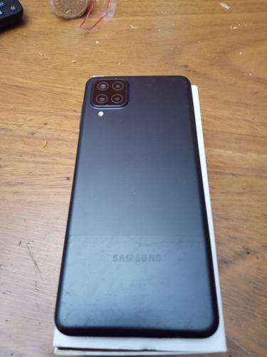 Celular Samsung A12 Usado Y Con Funda(64gb)