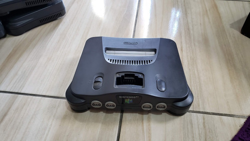 Nintendo 64 Só O Console Sem Nada. Funcionando Mas Vai Sem A Memoria E Reset Ruim. R1