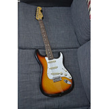 Guitarra Fender Stratocaster Standard Sunburst 50 Aniversari