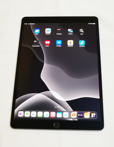 iPad Pro 2a Gen. A1701 10.5  64gb Space Gray + Pen