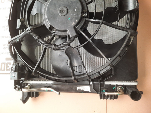 Radiador Y Ventilador Original De Hyundai Tucson 2011-2015 Foto 5