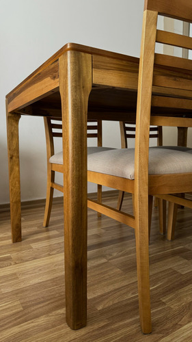 Juego De Comedor Mesa Y Sillas De Madera Petiribi