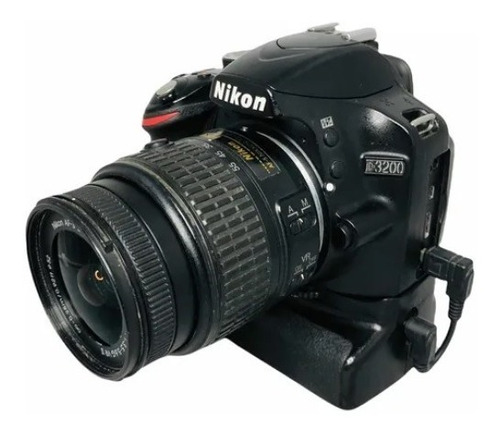 Câmera Dslr Nikon D3200 + Grip + Lente 18:55mm + 18:105mm + 