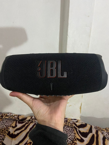 Parlante Jbl Charge 5 Jblcharge5 Portátil