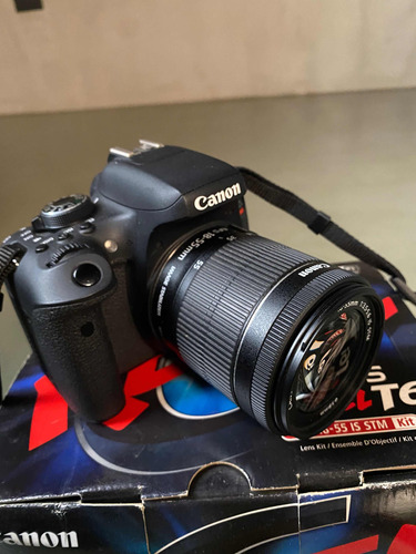 Canon T6i Impecable 