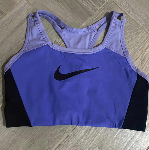 Top Deportivo Nike