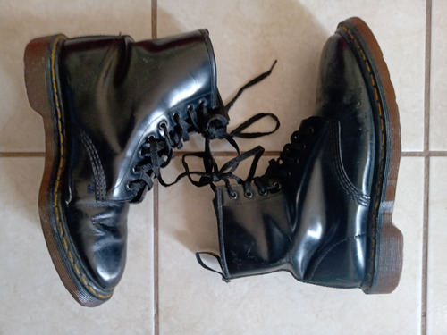 Dr. Martens Uk8 Mx7 Us9 Black Originales Made In England 