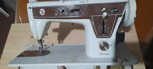 Maquina De Coser Singer