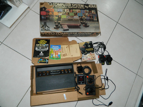 Atari Console Americano Frente Madeira Pronto Jogar -loja Rj