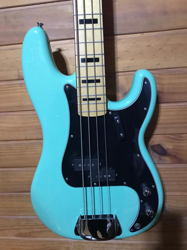 Squier Precision Bass Classic Vibe 70