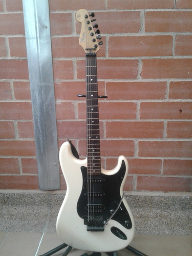 Guitarra Electrica Fender Aniversario Floyd Rose Japonesa 