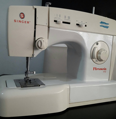 Maquina De Coser Singer Florencia 64 