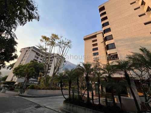 Apartamento Piso Bajo Remodelado Residencias Camurana Con Pozo De Agua Planta Eléctrica En Venta En Los Chorros Avenida Principal Con Calle Camuri Caracas