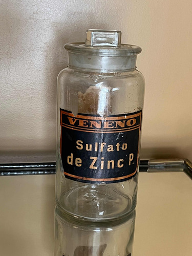 Antiguo Frasco De Farmacia Marca Cristalux..altura 23 Cm.