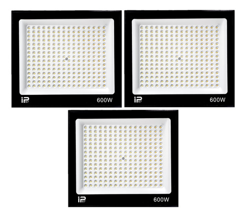 Kit 3 Refletor Led 600w Holofote Bivolt Prova Água Ip67 Frio