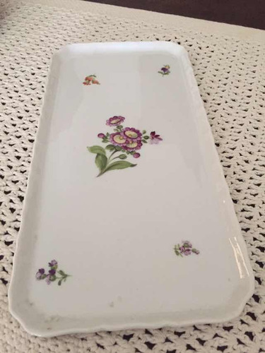 Delicada Bandejita De Porcelana Pintada  A Mano C Flores