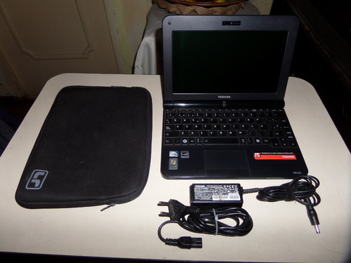 Netbook Toshiba Nb200-sp2904c. Batería Agotada. Usado