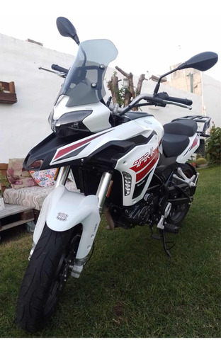 Benelli Trk 251